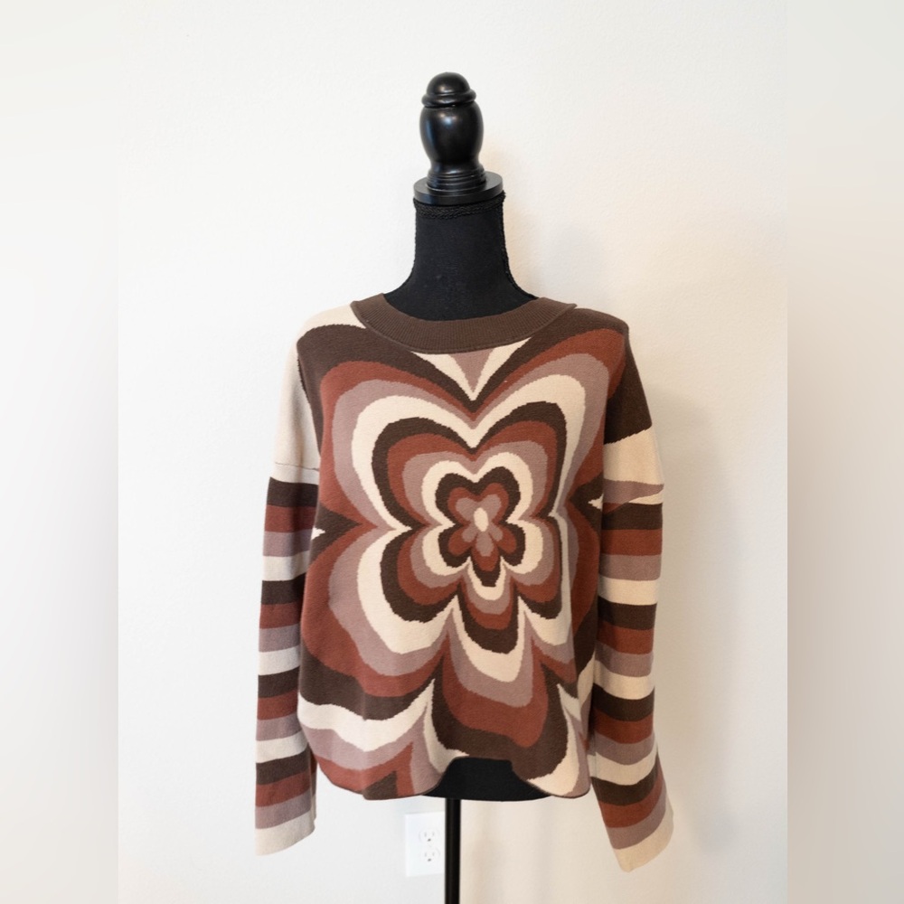 ARULA Brown and Cream Knit Sweater